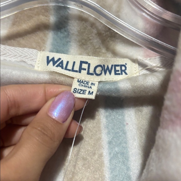 Wallflower fleece quarter-zip pullover hoodie - Picture 6 of 10